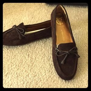 Vince Camuto brand new brown suede loafers